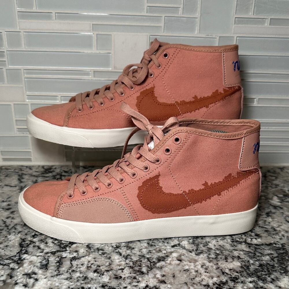 Nike SB Blazer Court Mid Premium Rose Whisper Skate Shoes - 8.5
